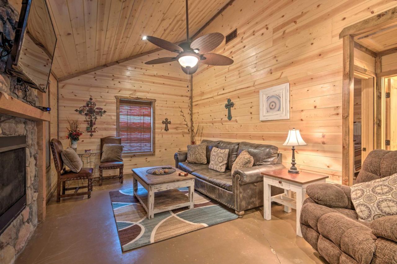 Cabin With Hot Tub - Near Broken Bow Lake And Hiking! エクステリア 写真