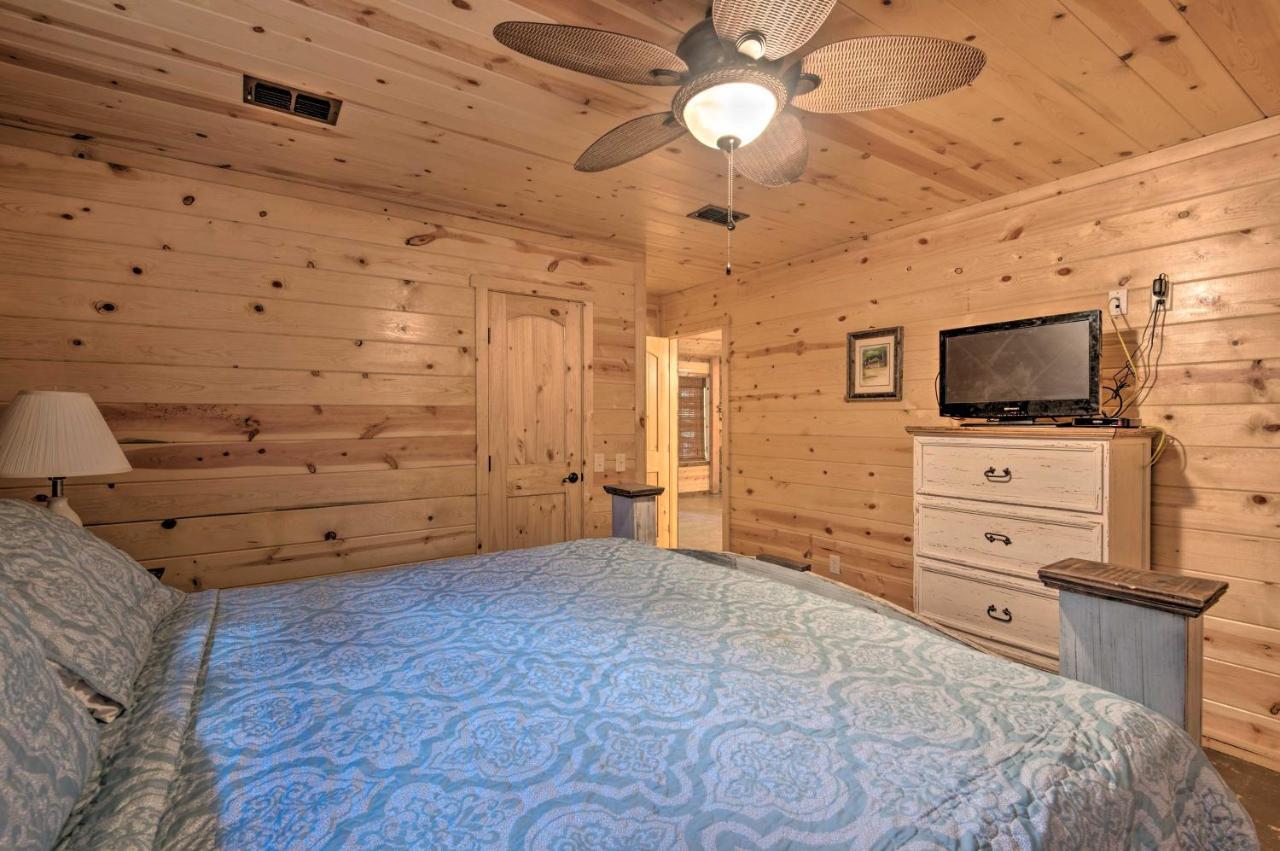 Cabin With Hot Tub - Near Broken Bow Lake And Hiking! エクステリア 写真
