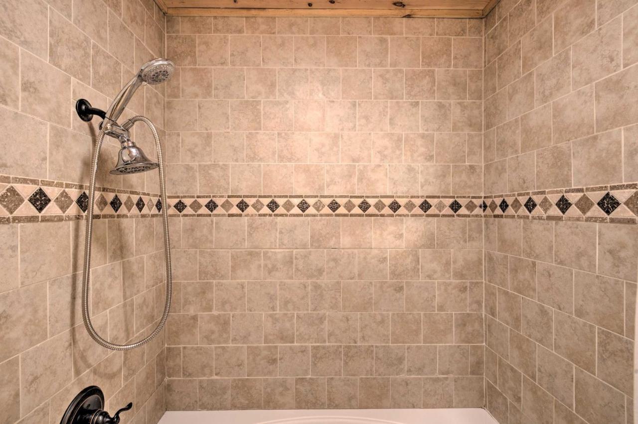 Cabin With Hot Tub - Near Broken Bow Lake And Hiking! エクステリア 写真